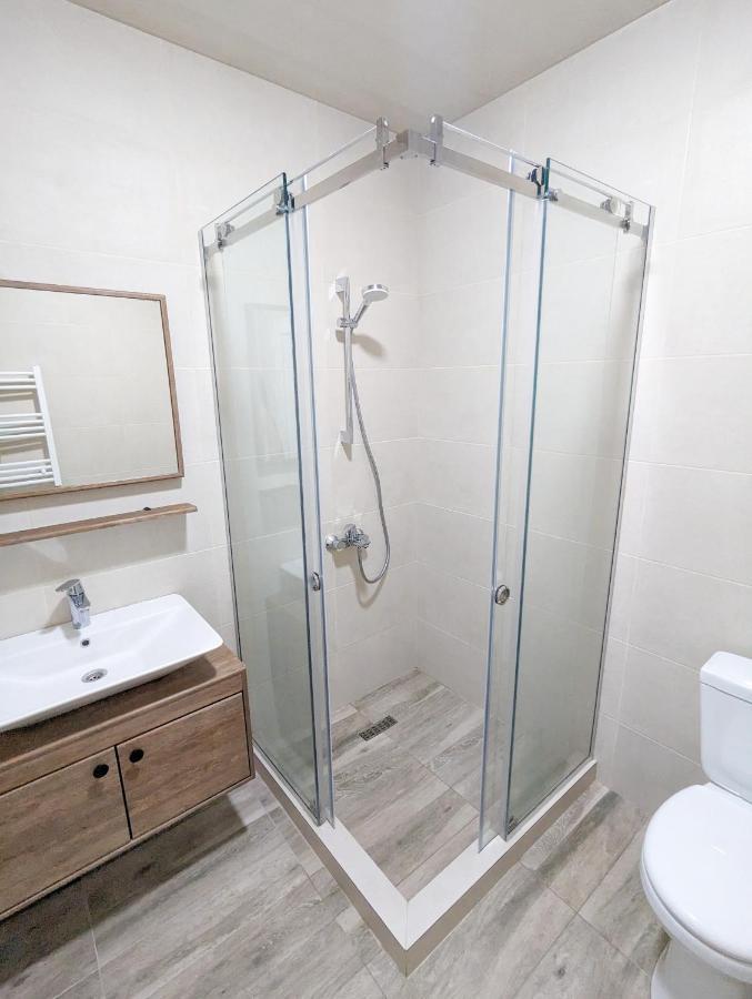Brand New Apartment In Kutaisi Eksteriør billede