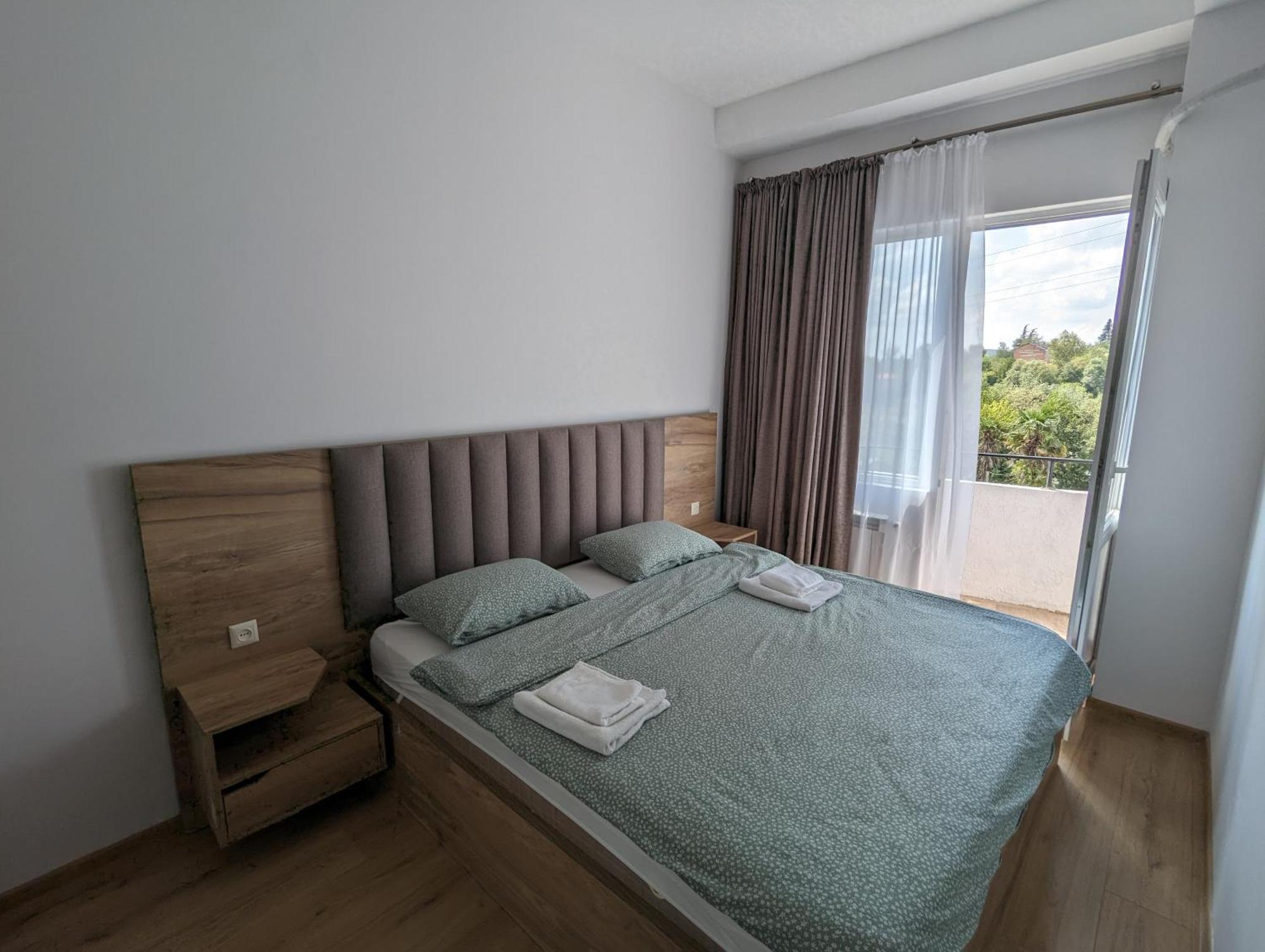 Brand New Apartment In Kutaisi Eksteriør billede